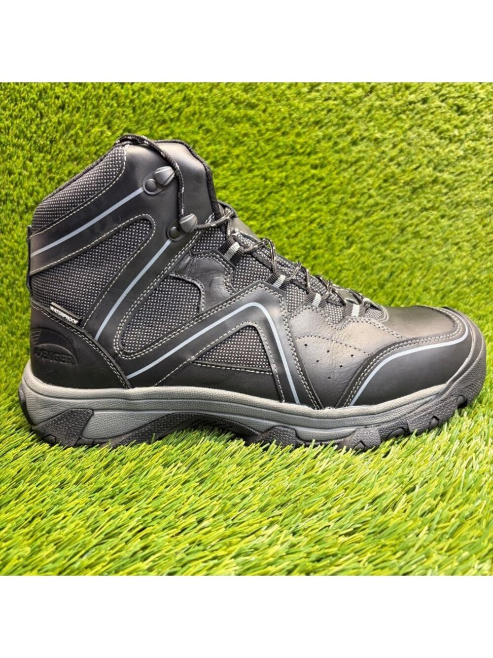 Avenger Crosscut Mid Men Size 12E Puncture-Resistant Steel Toe Safety Work Boots